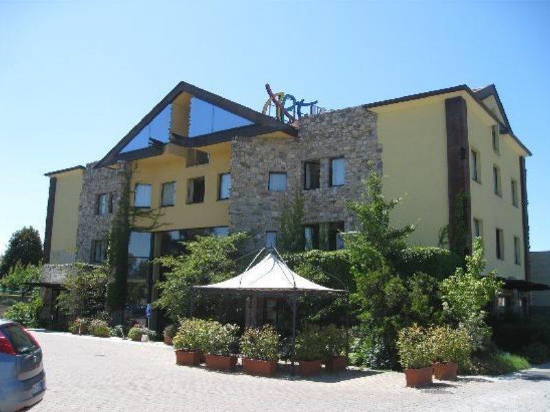 Art & Hotel Aeroporto Stezzano Kültér fotó