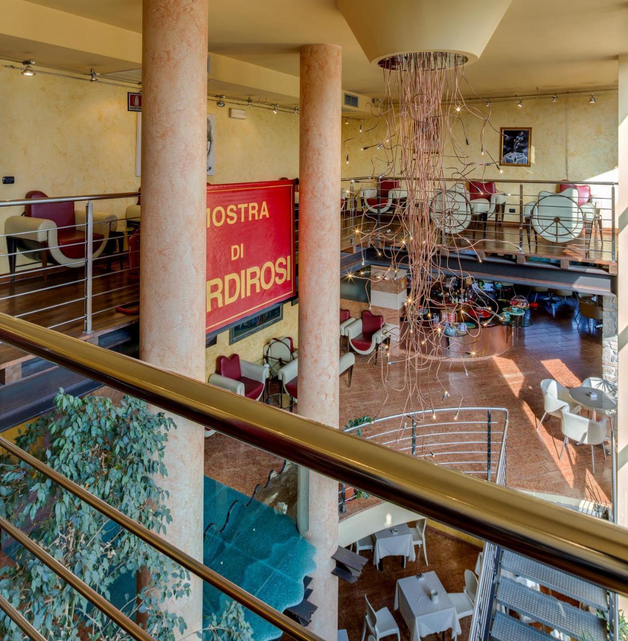 Art & Hotel Aeroporto Stezzano Kültér fotó